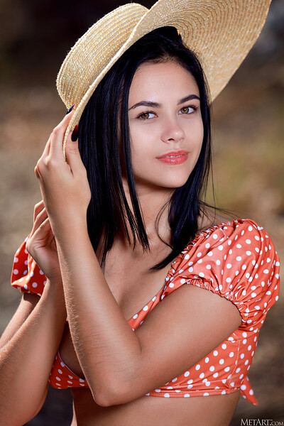 Dzhili in Modern Twist from Metart