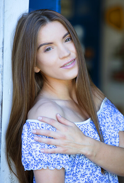 Evelina Darling in Lost Garage from Metart
