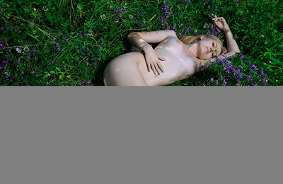 Una in Lilac Fields from Metart