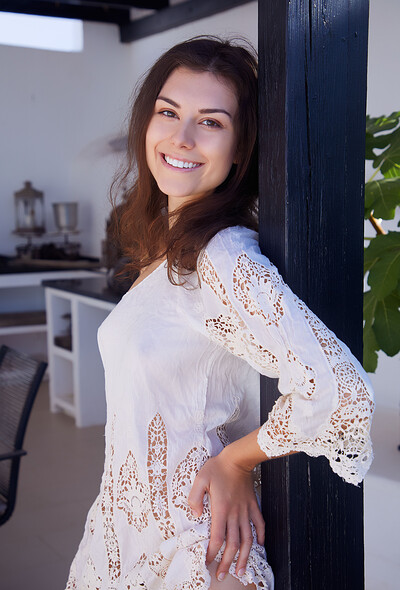 Andrea in Pretty Poses from Metart